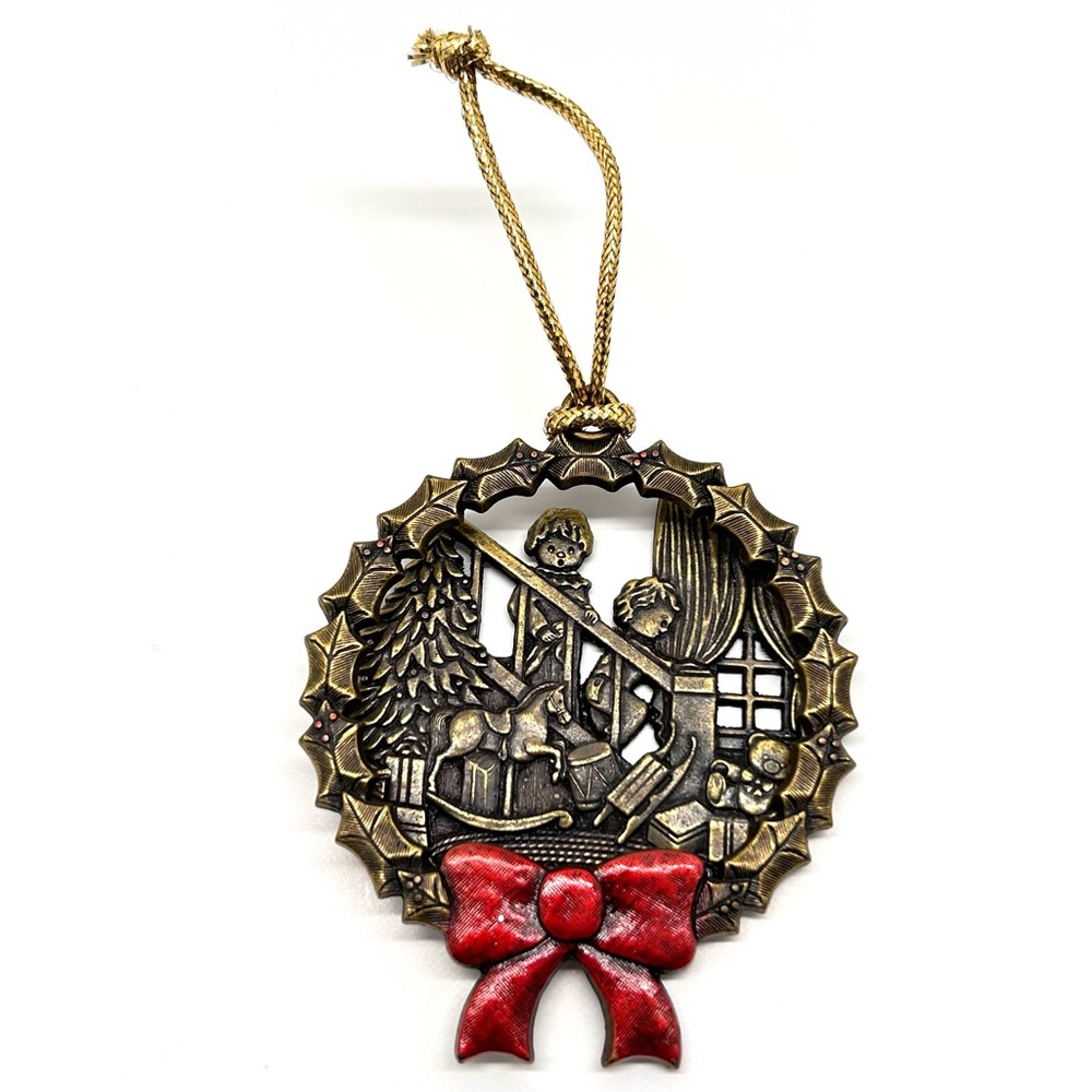 Gloria Duchin 1995 Christmas Wreath Children Tree Ornament Collectable Holiday